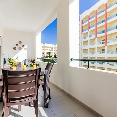 Quinta Palmeiras Pool & In Pera * Porches (Algarve)